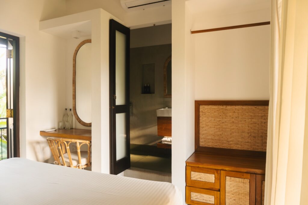 Samba Ahangama hotel room interior